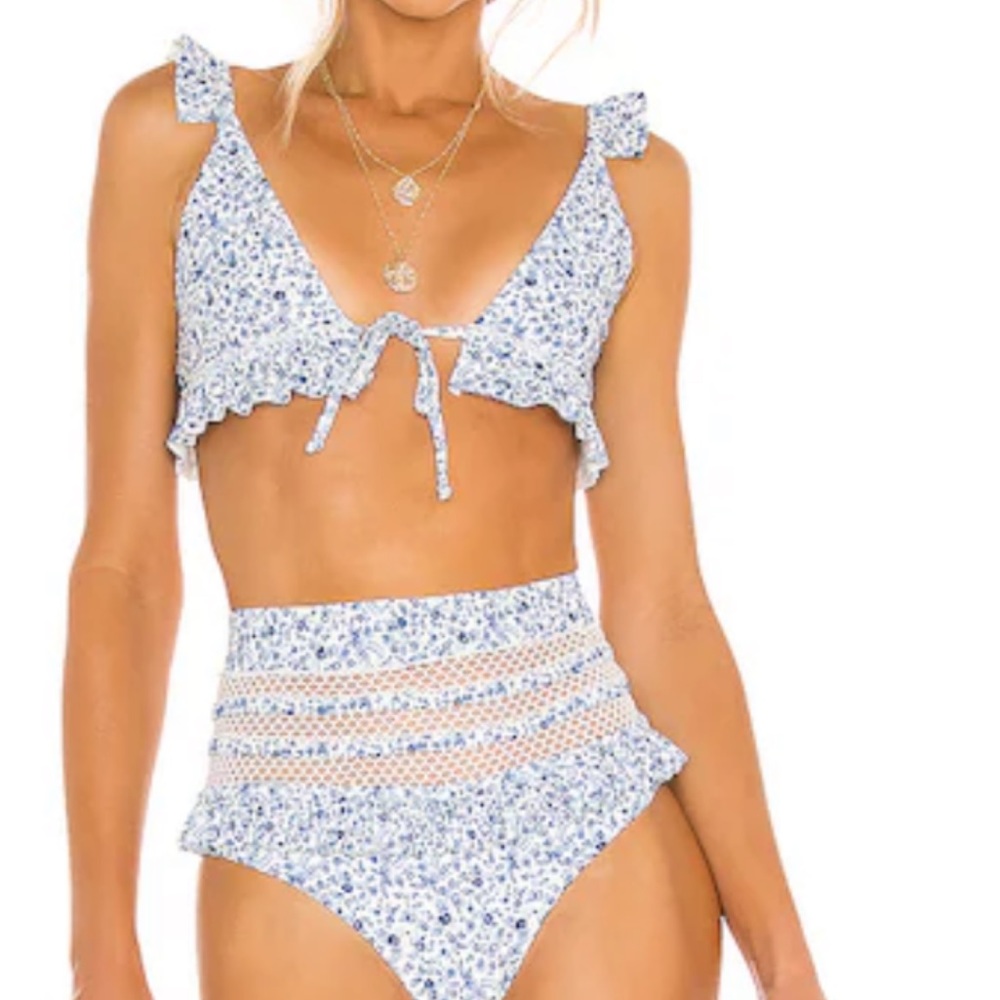 Revolve Tularosa Dreamer bikini in color Greece Floral. Size medium top/bottom